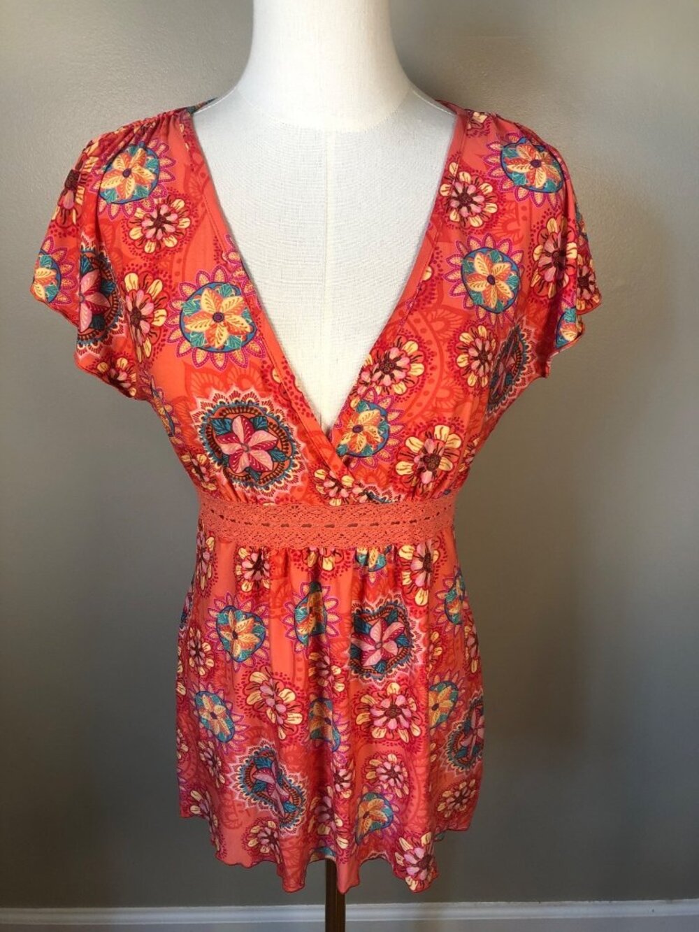 Ambrielle Buttery Soft Stretchy Summer Tieback Tunic Top Vibrant Boho Size S